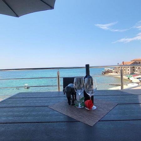 Apartman Dora With Sea View And Terrace Umag Zewnętrze zdjęcie