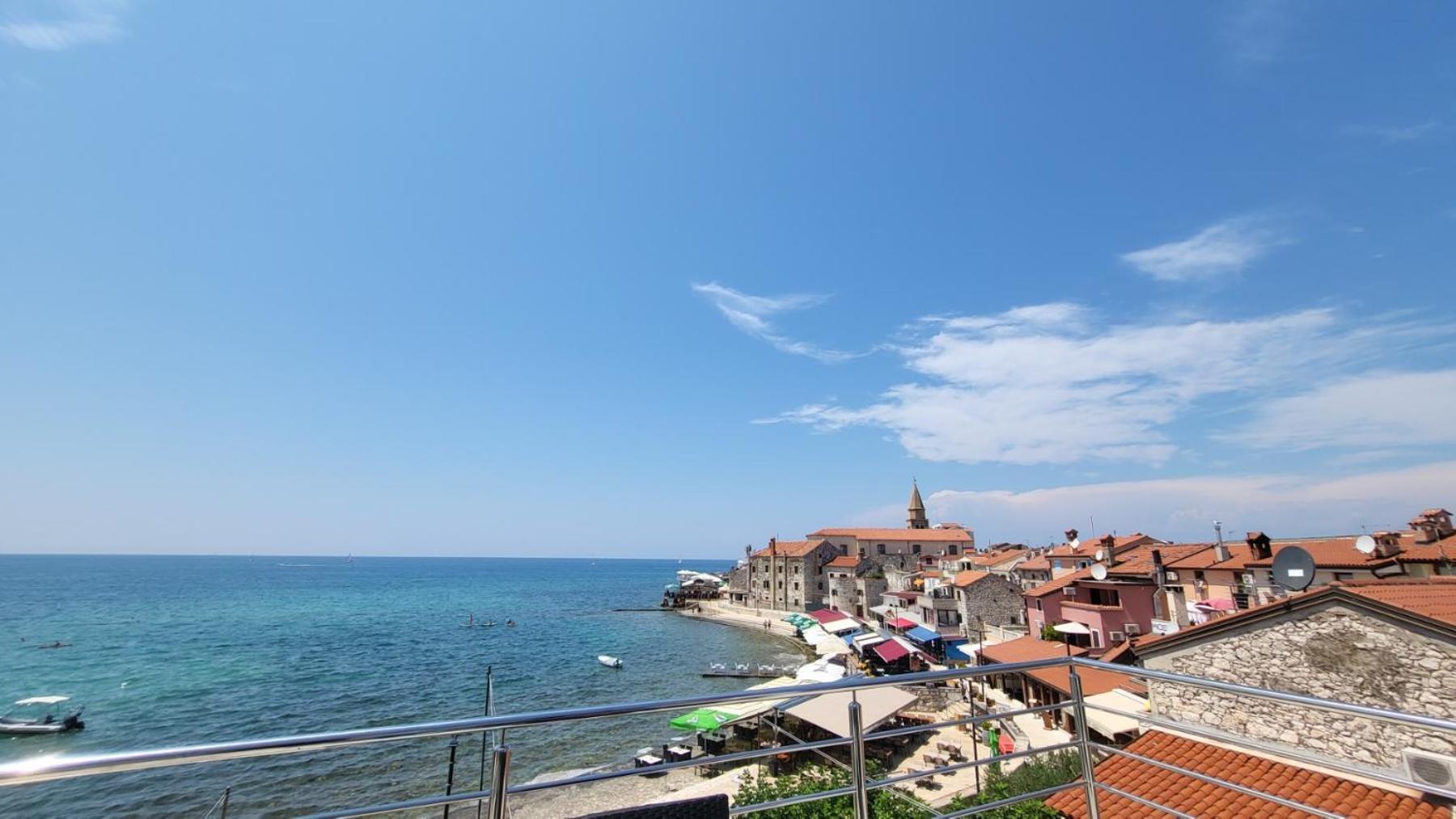 Apartman Dora With Sea View And Terrace Umag Zewnętrze zdjęcie